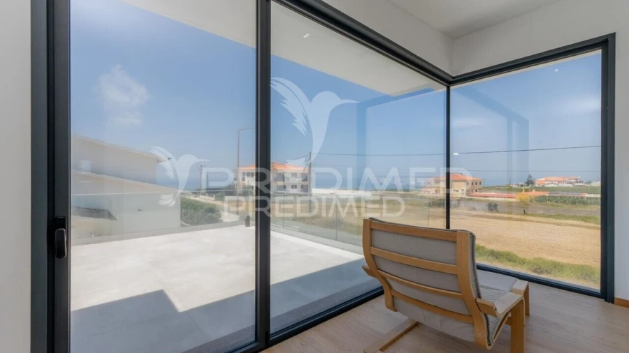 Moradia T4 para Venda em Silveira Foto 31