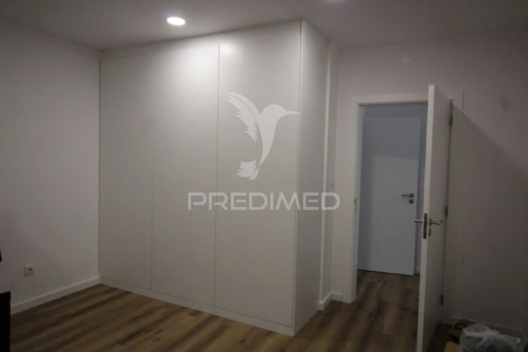 Moradia T3 para Venda em Bencatel Foto 21