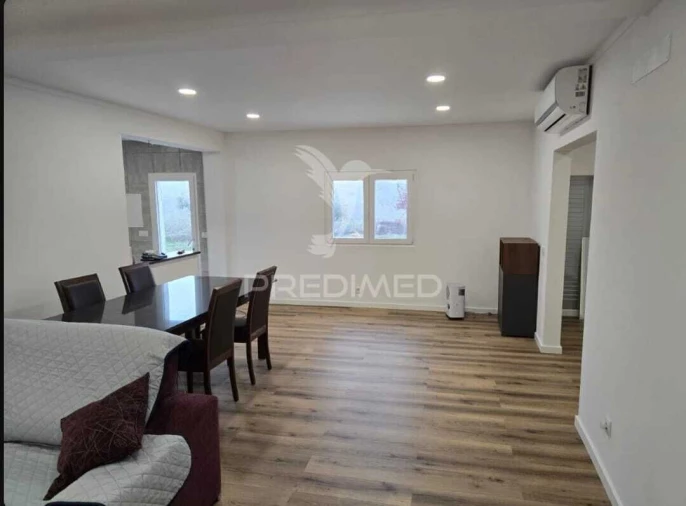 Moradia T3 para Venda em Bencatel Foto 3