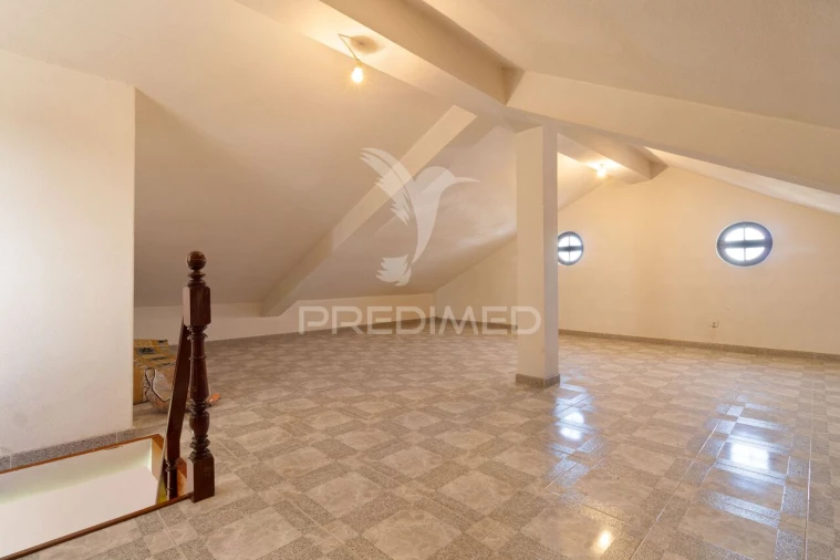 Moradia T3 para Venda em Quinta do Conde Foto 35