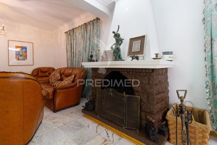 Moradia T3 para Venda em Quinta do Conde Foto 8