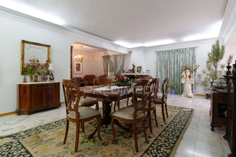 Moradia T3 para Venda em Quinta do Conde Foto 5