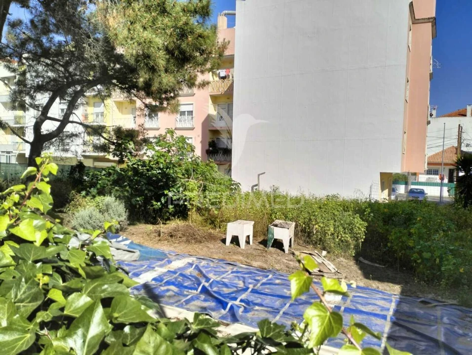 Terreno para Venda em Quinta do Conde Foto 10