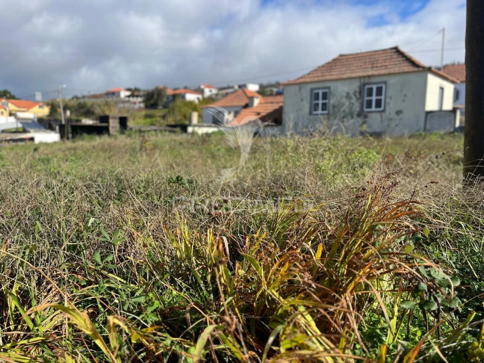 Moradia T4 para Venda em Ponta do Pargo Foto 2