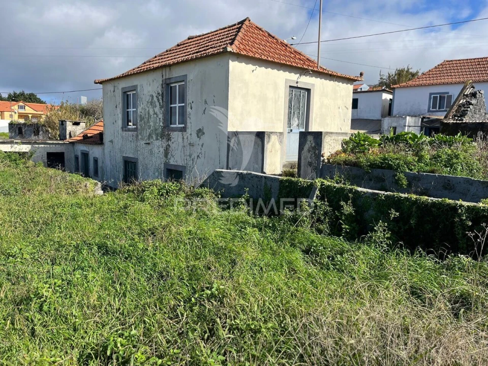 Moradia T4 para Venda em Ponta do Pargo Foto 6