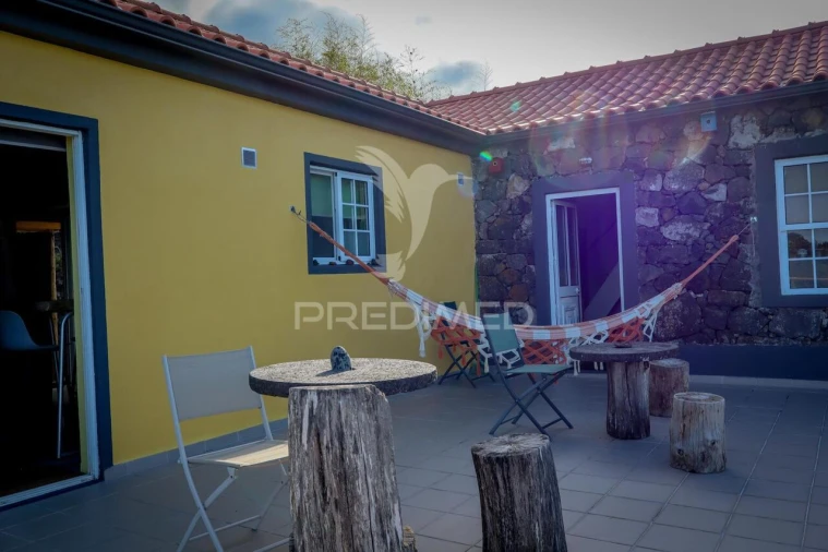 Moradia T3 para Venda em Santo Antonio Foto 20