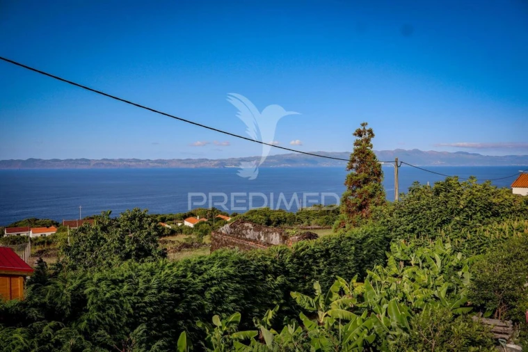 Moradia T3 para Venda em Santo Antonio Foto 24