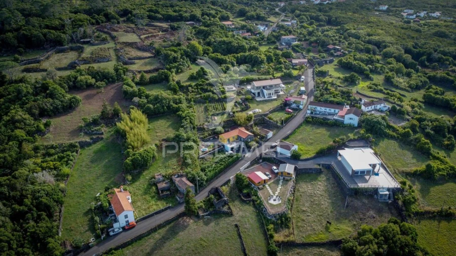 Moradia T3 para Venda em Santo Antonio Foto 19