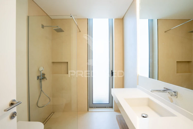 Moradia T4 para Venda em Estreito da Calheta Foto 11