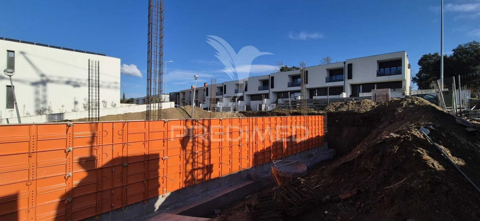 Apartamento T2 para Venda em Soutelo Foto 10