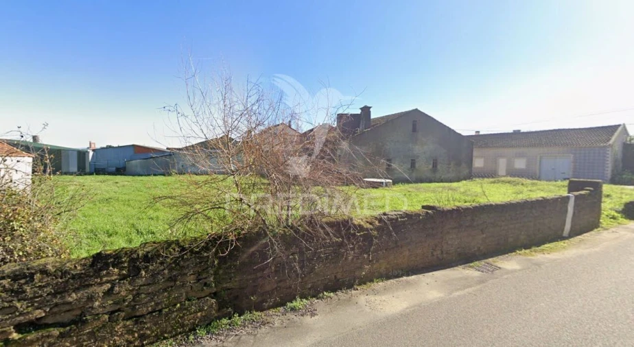 Moradia T2 para Venda em Oiã Foto 8