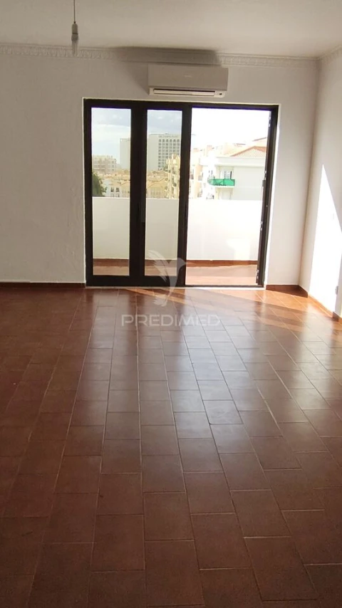 Apartamento T2 para Venda em Quarteira