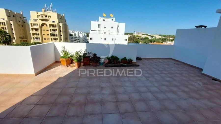 Apartamento T2 para Venda em Quarteira Foto 15