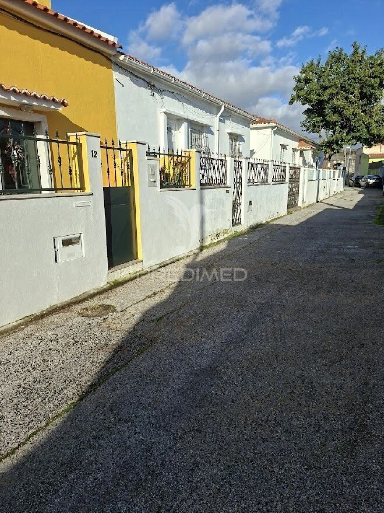 Moradia T3 para Venda em Campolide Foto 1