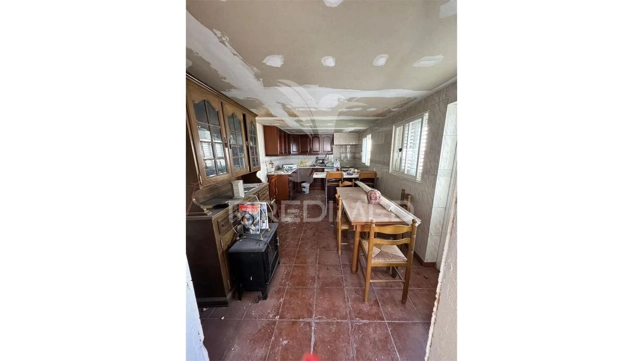 Moradia T3 para Venda em Campolide Foto 8