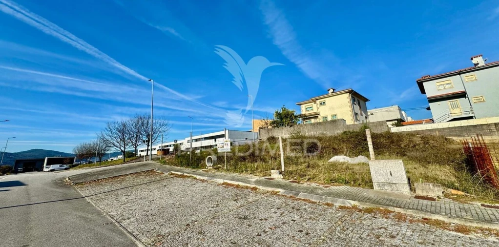 Moradia T3 para Venda em Ponte Foto 10