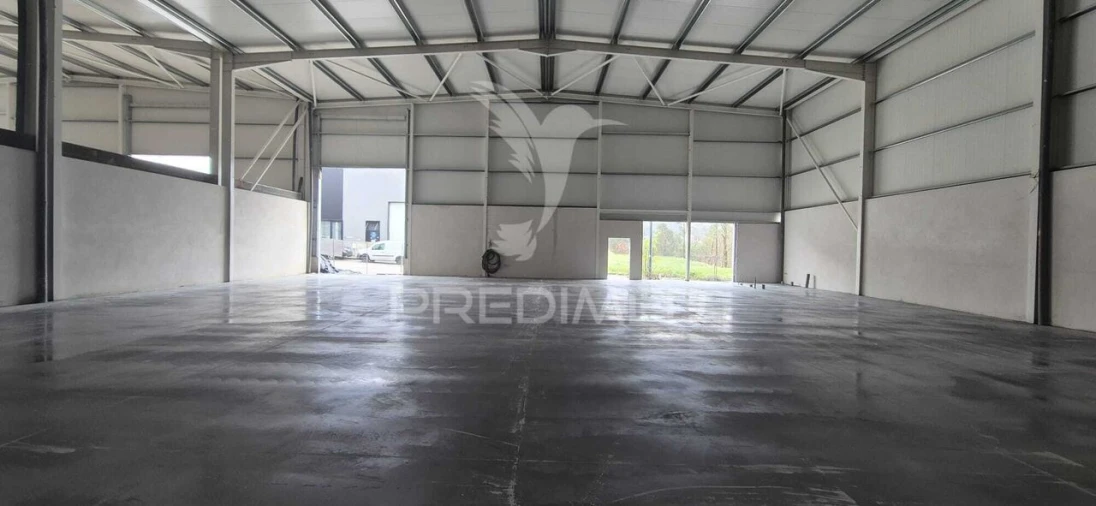 Armazém para Venda em Monsul Foto 8