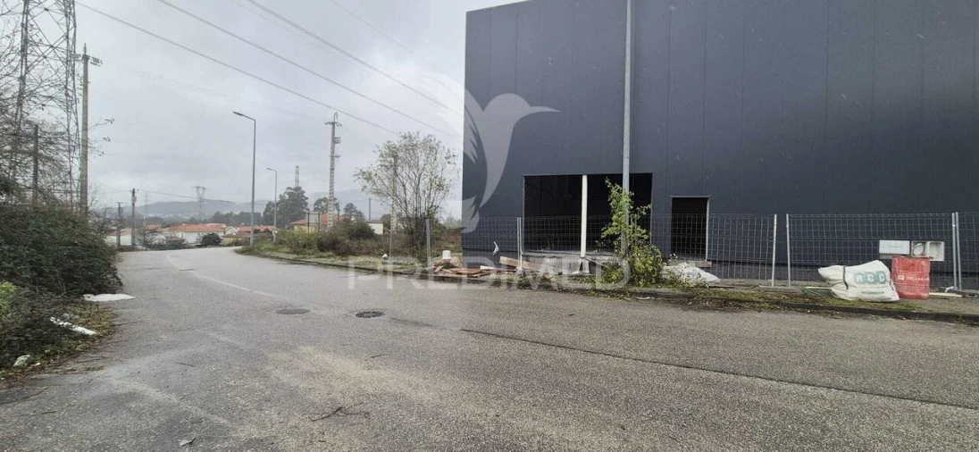 Armazém para Venda em Monsul Foto 15