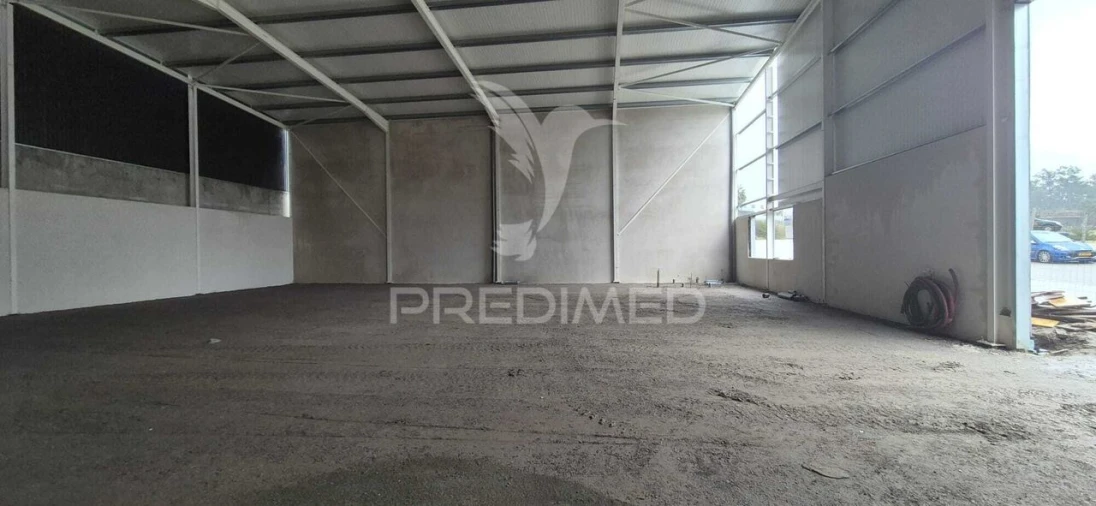 Armazém para Venda em Monsul Foto 12