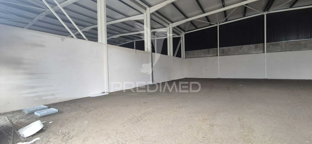 Armazém para Venda em Monsul Foto 11