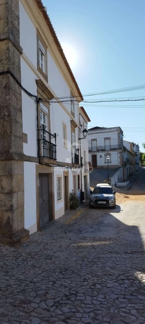 Moradia T4 para Venda em Santa Maria da Devesa