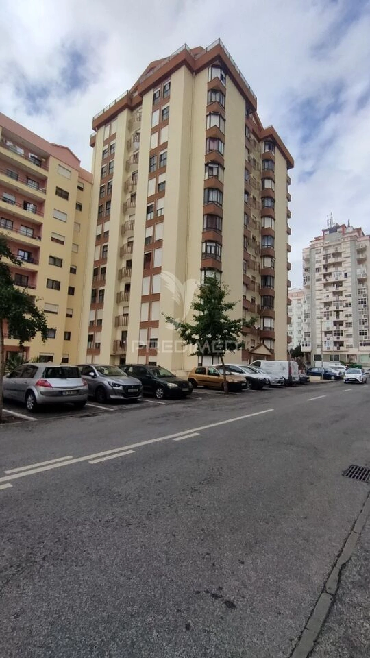 Apartamento T2 para Venda em Algueirão-Mem Martins Foto 19