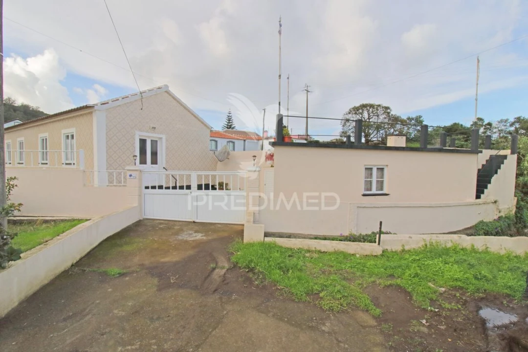 Moradia T2 para Venda em Fontinhas Foto 5