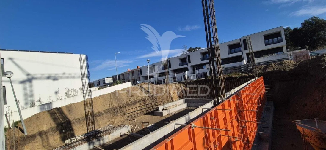 Apartamento T2 para Venda em Soutelo Foto 7