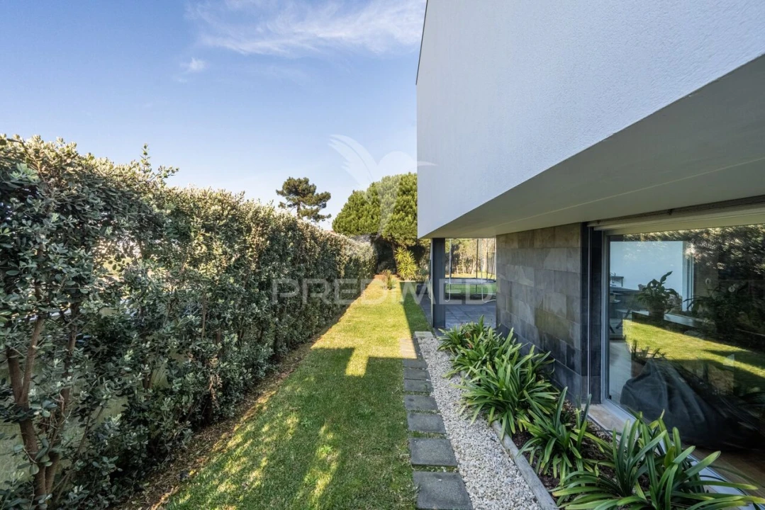 Moradia T3 para Venda em Esmoriz Foto 27