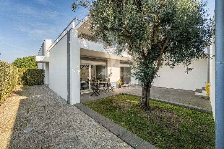 Moradia T3 para Venda em Esmoriz Foto 5