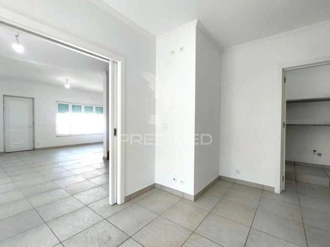Moradia T4 para Venda em Ericeira Foto 10
