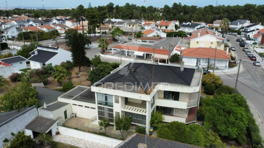 Moradia T6 para Venda em Amora Foto 7