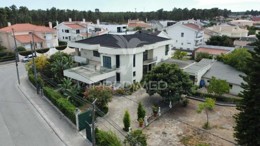 Moradia T6 para Venda em Amora Foto 8
