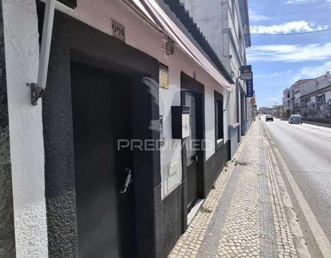 Loja para Venda em Alpiarça