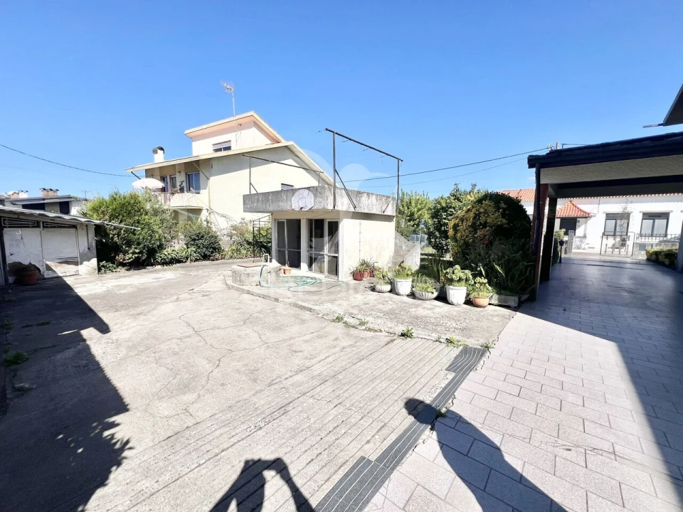 Moradia T4 para Venda em Cidade da Maia Foto 3