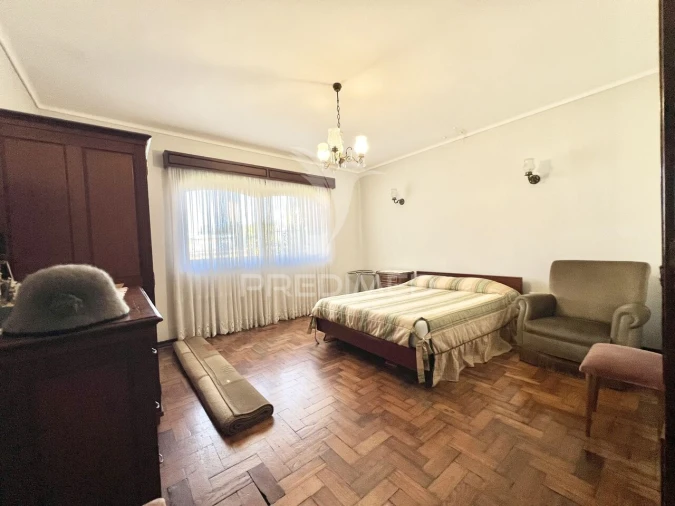 Moradia T4 para Venda em Cidade da Maia Foto 10