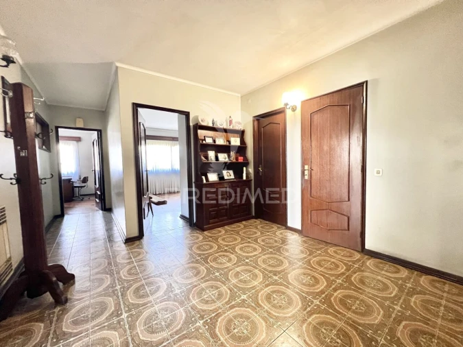 Moradia T4 para Venda em Cidade da Maia Foto 9