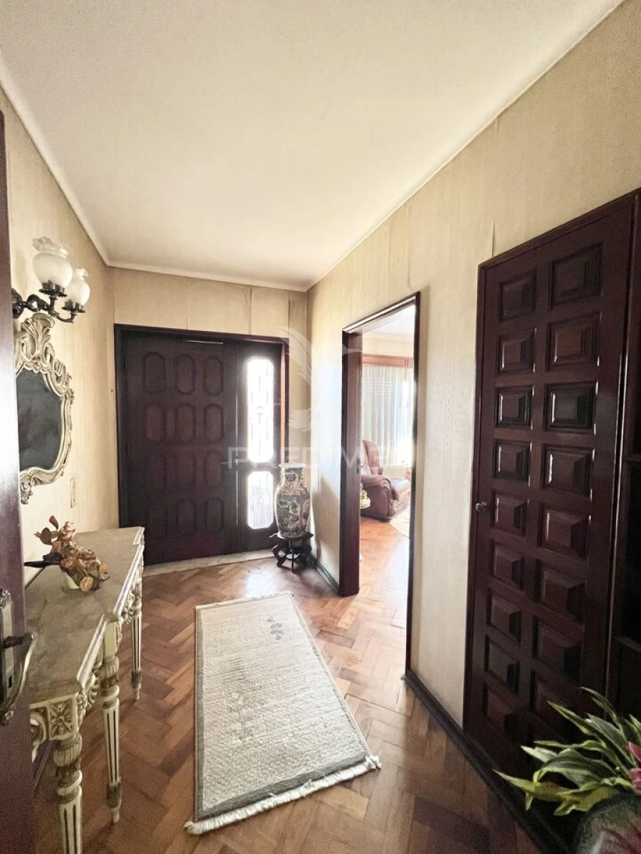 Moradia T4 para Venda em Cidade da Maia Foto 19