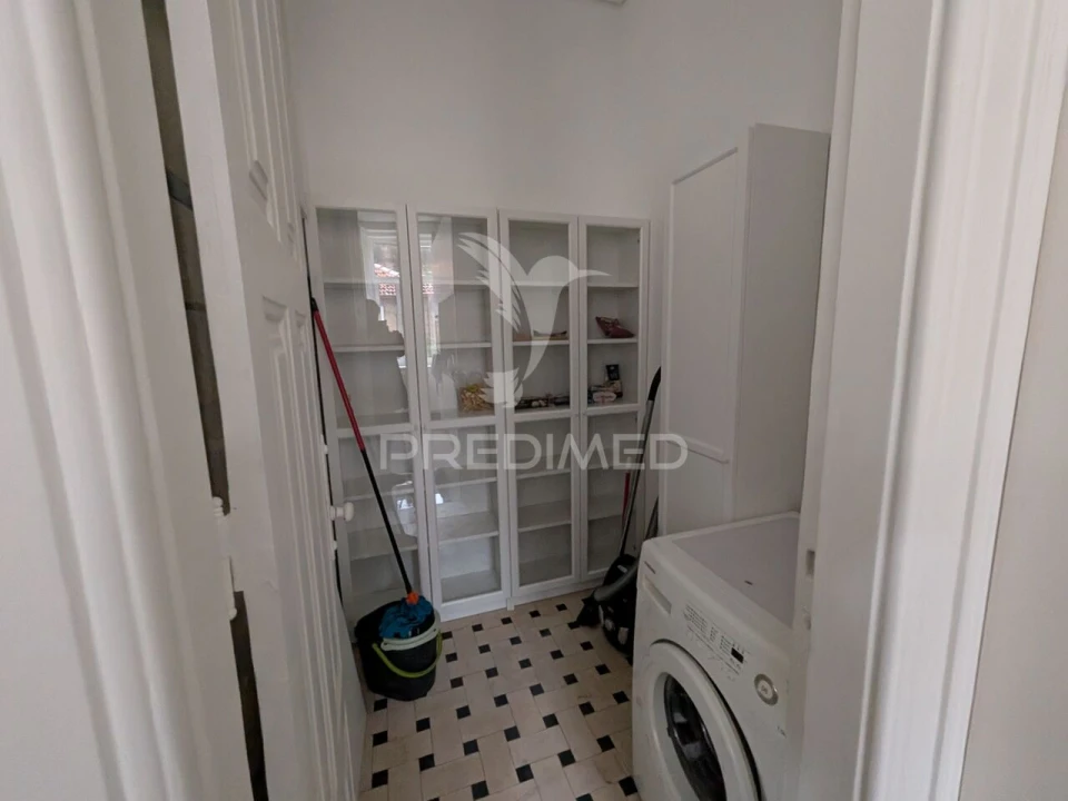 Moradia T7 para Venda em Sobreira Foto 8