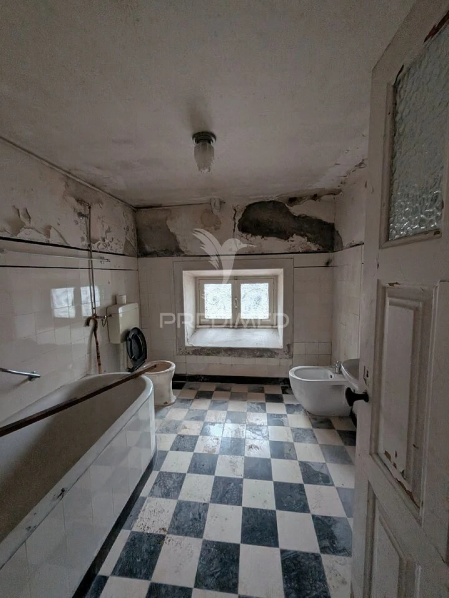 Moradia T7 para Venda em Sobreira Foto 31