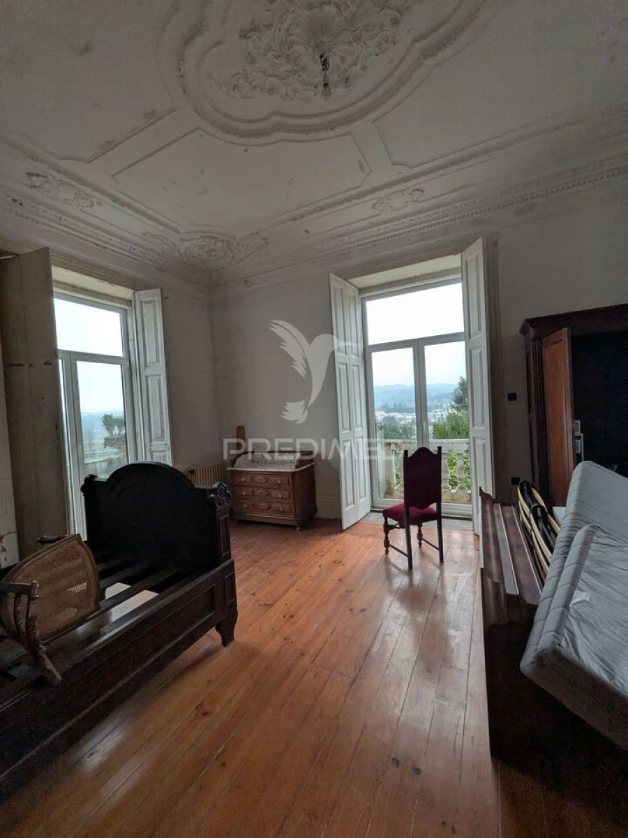 Moradia T7 para Venda em Sobreira Foto 29