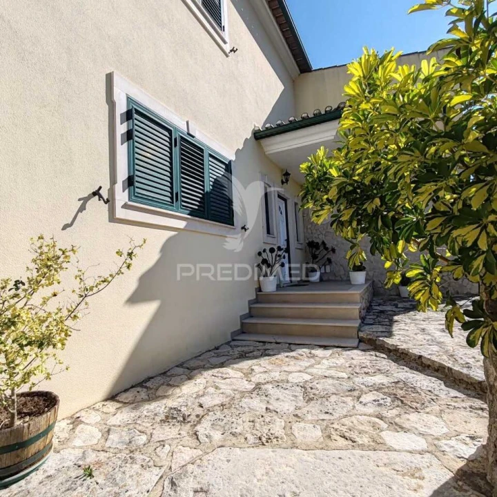 Moradia T4 para Venda em Nossa Senhora das Misericordias Foto 34