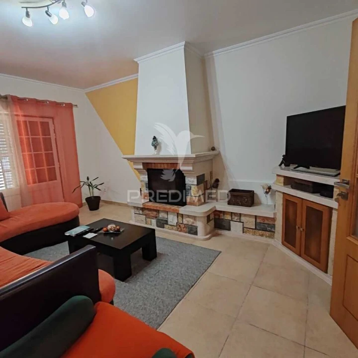 Moradia T4 para Venda em Nossa Senhora das Misericordias Foto 6