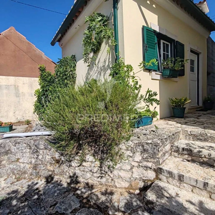 Moradia T4 para Venda em Nossa Senhora das Misericordias Foto 32