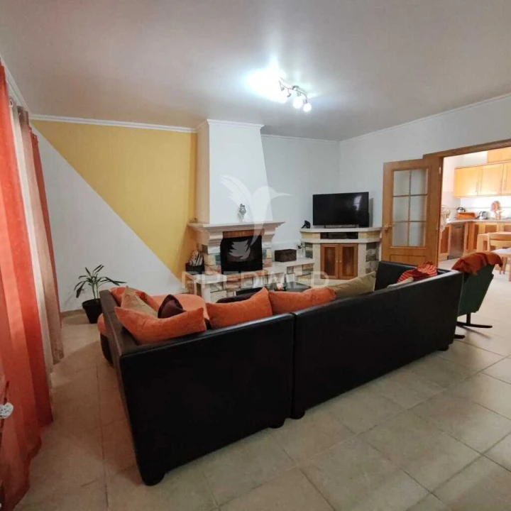 Moradia T4 para Venda em Nossa Senhora das Misericordias Foto 5