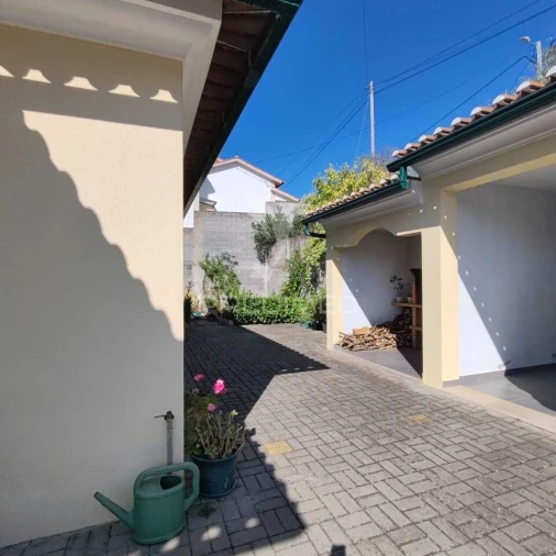 Moradia T4 para Venda em Nossa Senhora das Misericordias Foto 28