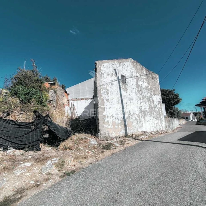 Moradia T3 para Venda em Nossa Senhora das Misericordias Foto 8