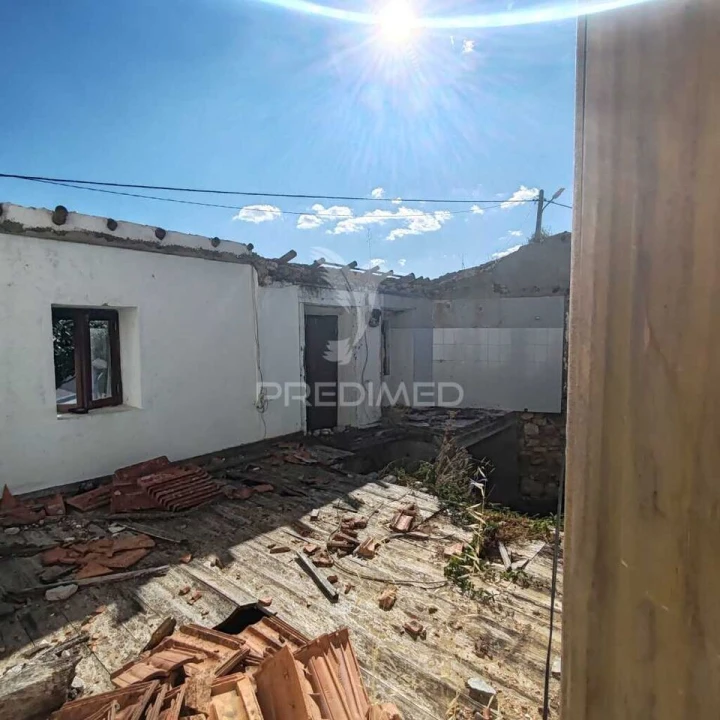 Moradia T3 para Venda em Nossa Senhora das Misericordias Foto 16