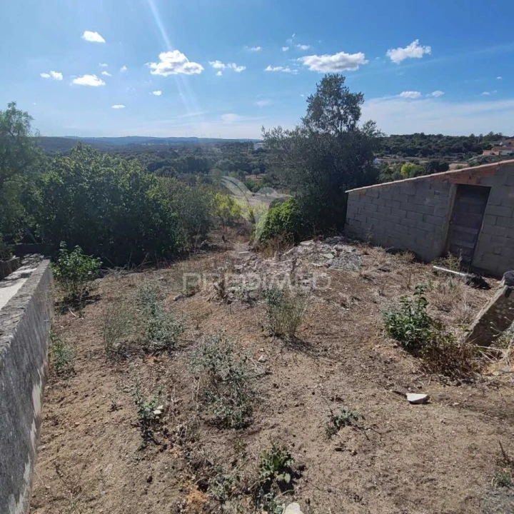 Moradia T3 para Venda em Nossa Senhora das Misericordias Foto 24