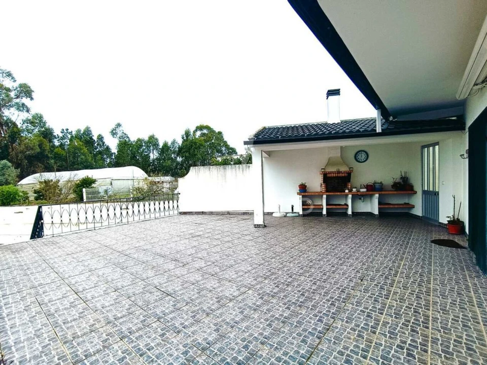 Moradia T5 para Venda em Nossa Senhora das Misericordias Foto 34